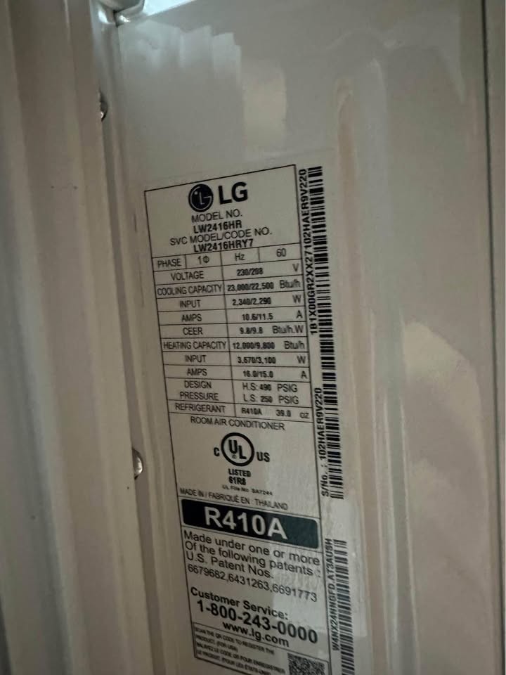LG LW2416HR 230/208V 23000 BTU Window AC Heater w/ Remote
