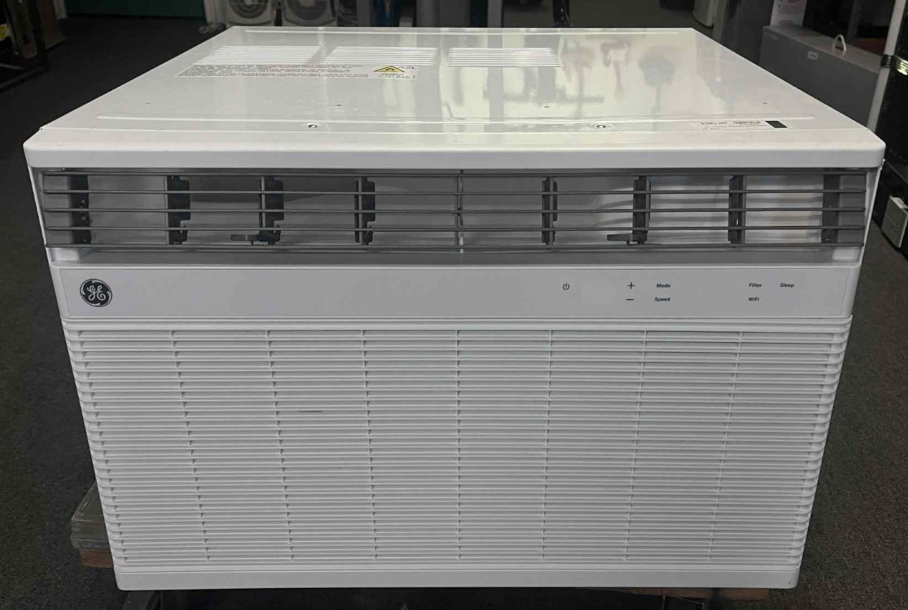 GE Extra Large Room Window Air Conditioner ( 240-Volt , 18600-BTU )