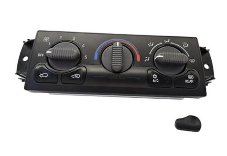 Front A/C Heater Climate Control Module Panel with Rear Window Defogger 599-218