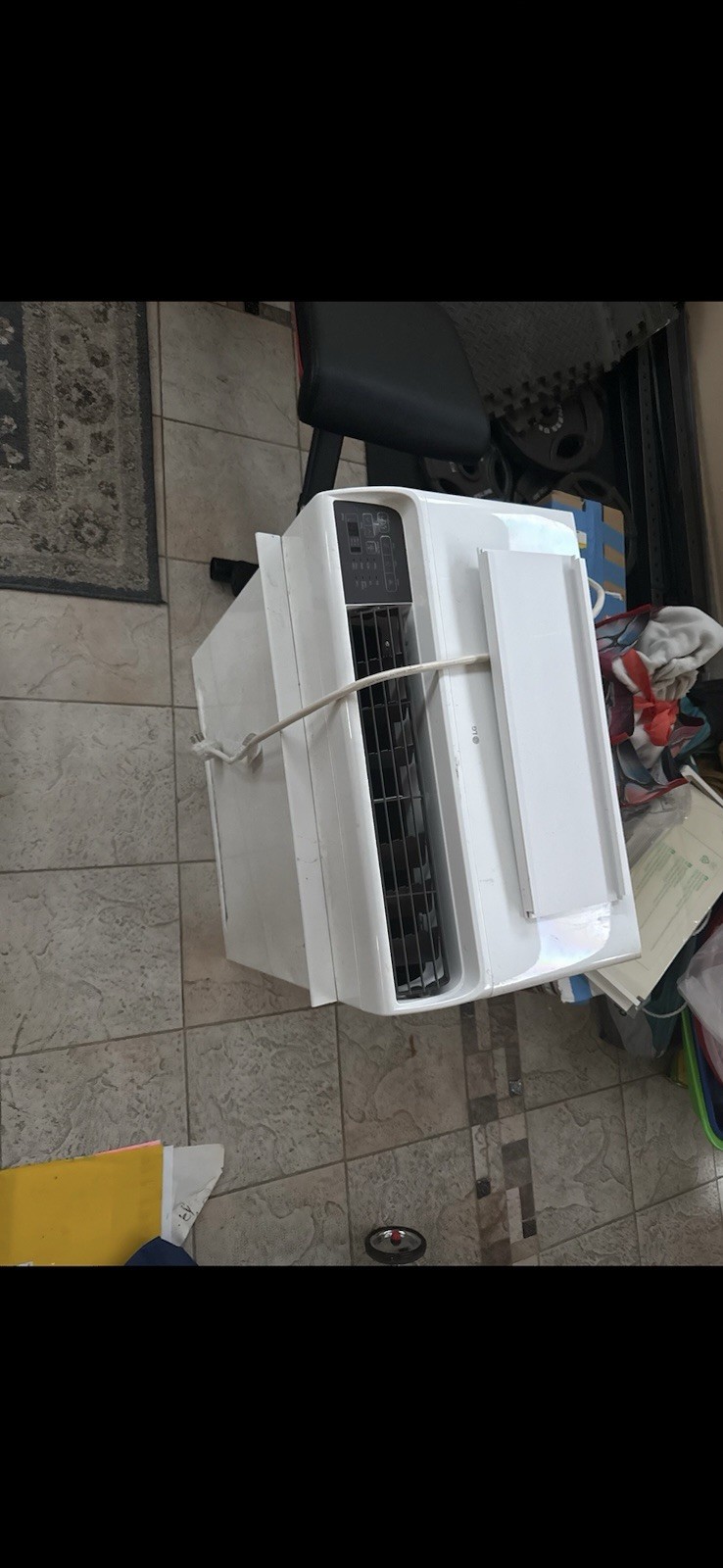 LG Dual Inverter Smart Window Air Conditioner 18,000-18,999 BTU White
