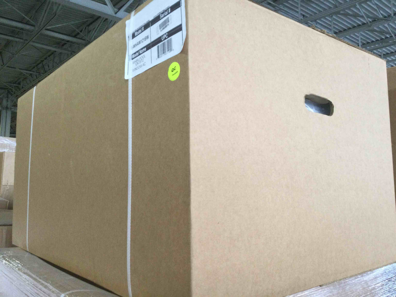 Whirlpool 12,000 BTU 115V Window Air Conditioner WHAW121BW 12000