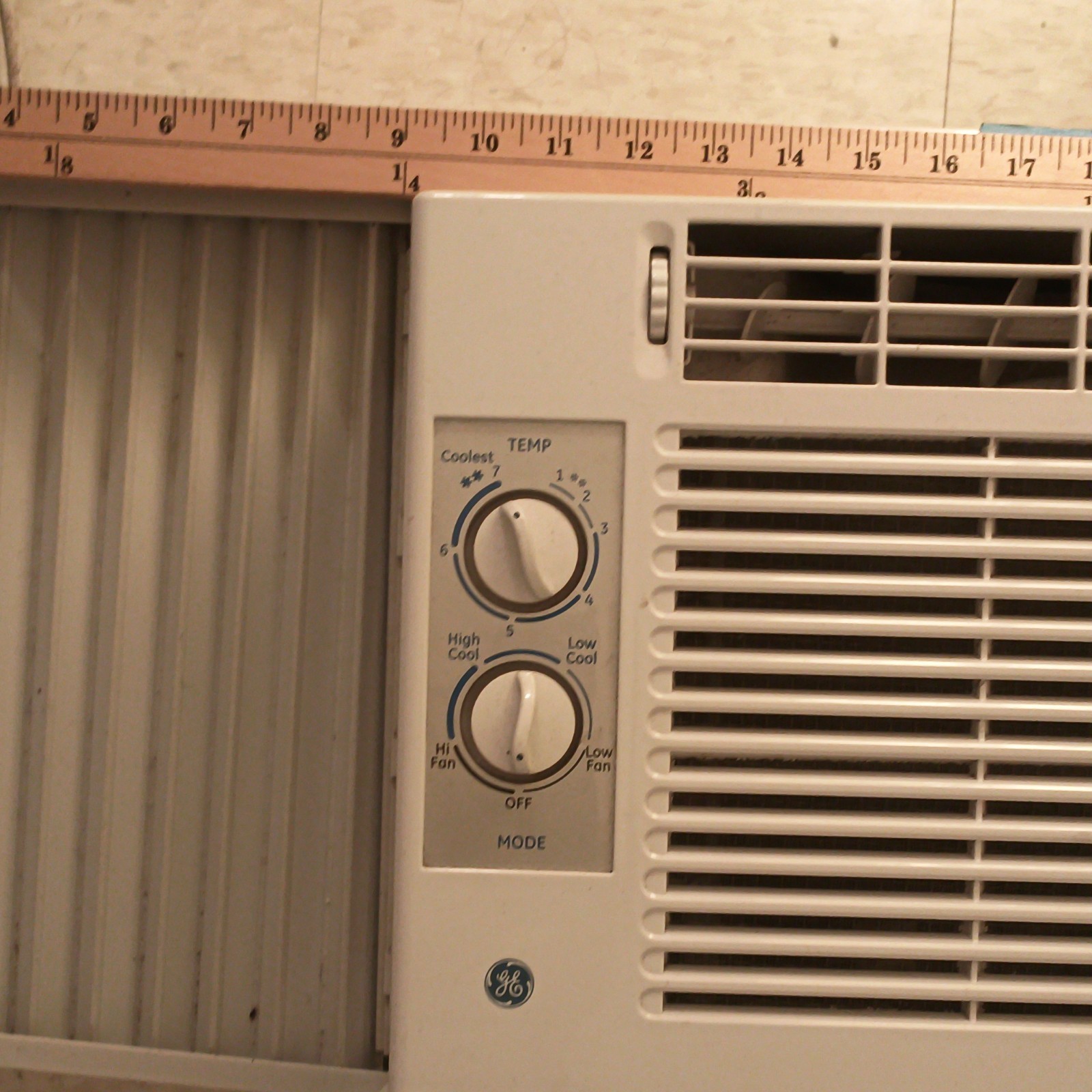 GE AET05LCW1 5050 BTU 115V Window AC White Mechanical Dial Fan Only 2-Speed