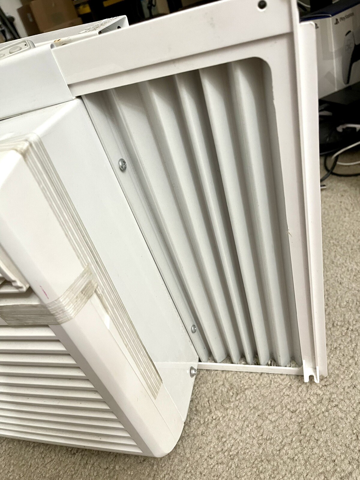 Impecca 10,000 BTU/h Electronic Window Air Conditioner IWA-10NR 115 Volt