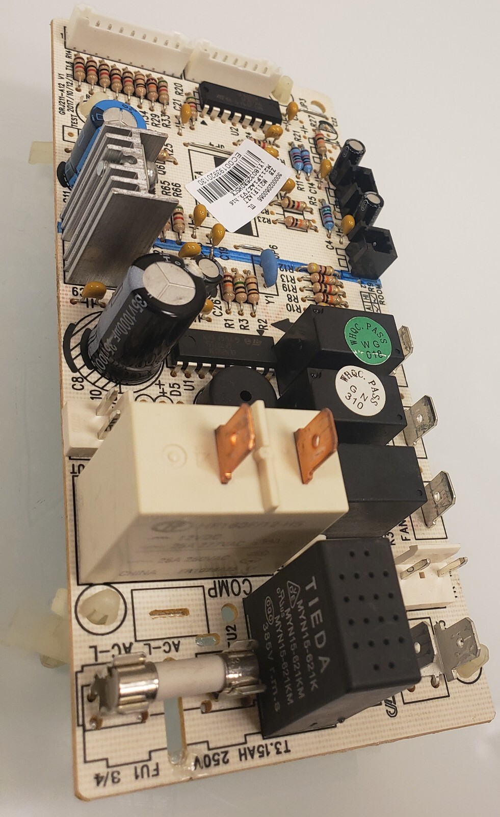 FFRE1033U1 M211F1AZJ GRJ211-A12 Electrolux Wall Unit Air Condition Control Board