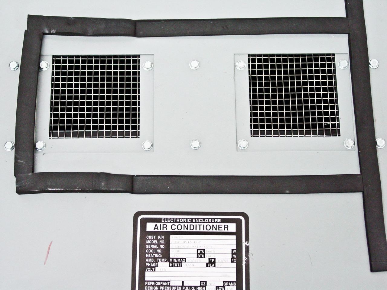 McLean Midwest AH30-0516-002 9U Rackmount Air Conditioner 5000 BTU 115V R22