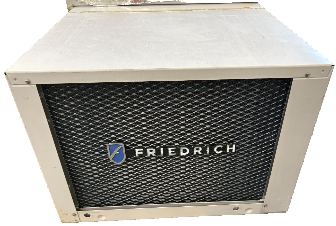 FRIEDRICH AIR CONDITIONER, MODEL# SH20M30A-A, 8WAY AIR FLOW, 8.5/9.4AMPS