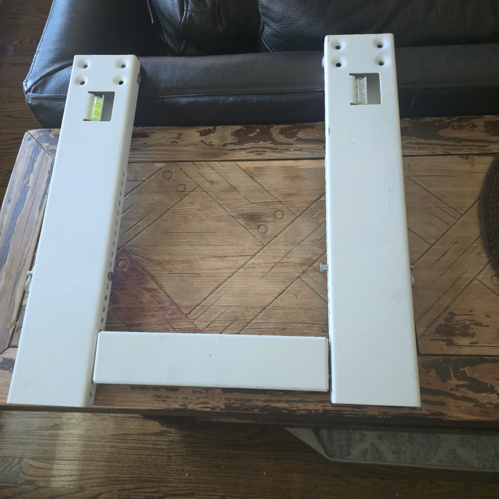 White Adjustable Metal Window Air Conditioner Support Bracket for Window Mount