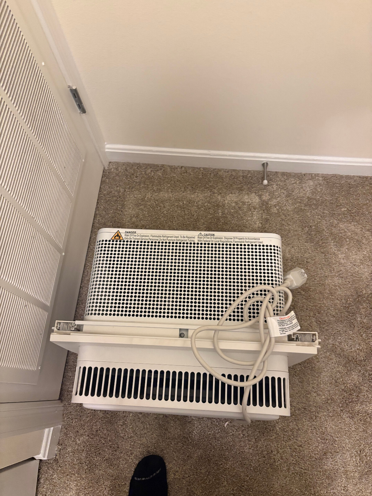Windmill W1W12 6000 BTU 115V Window Mount Air Conditioner
