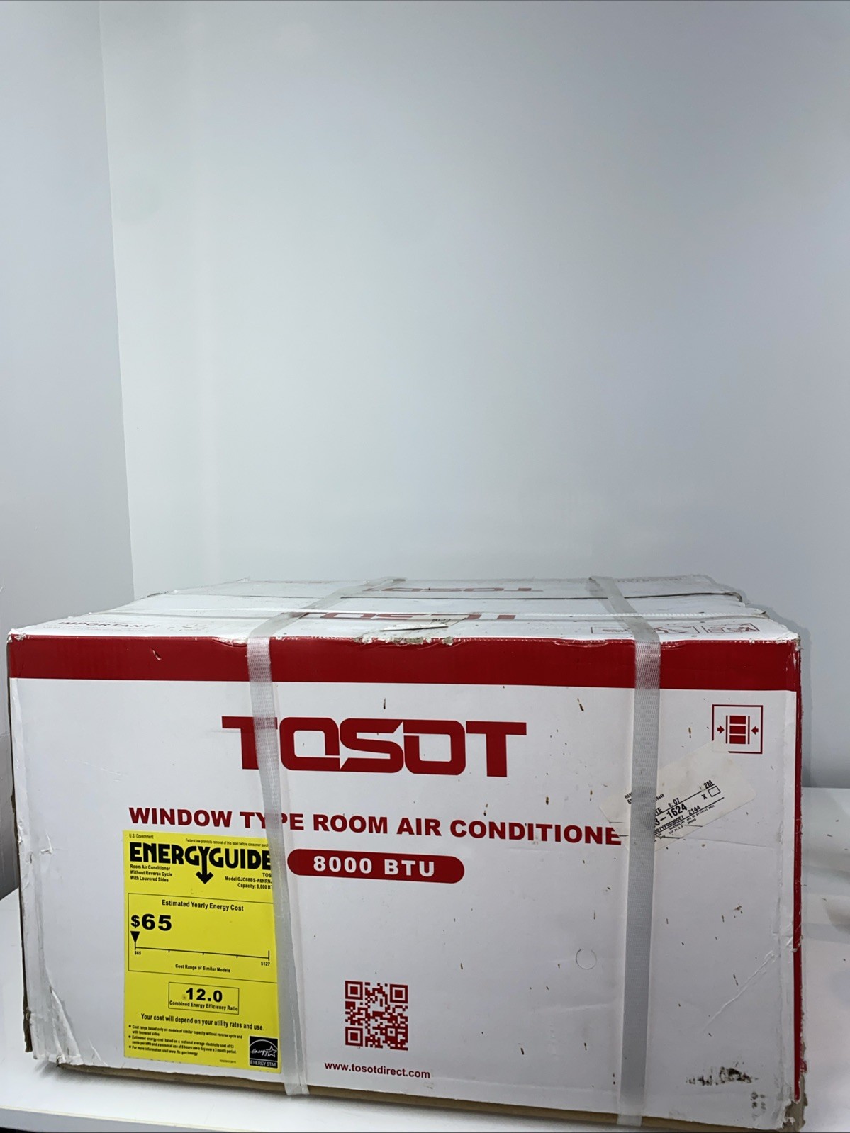 TOSOT WINDOW AIR CONDITION, 8,000 BTU COOLS ROOMS UP TO 350 SQ FT WHITE