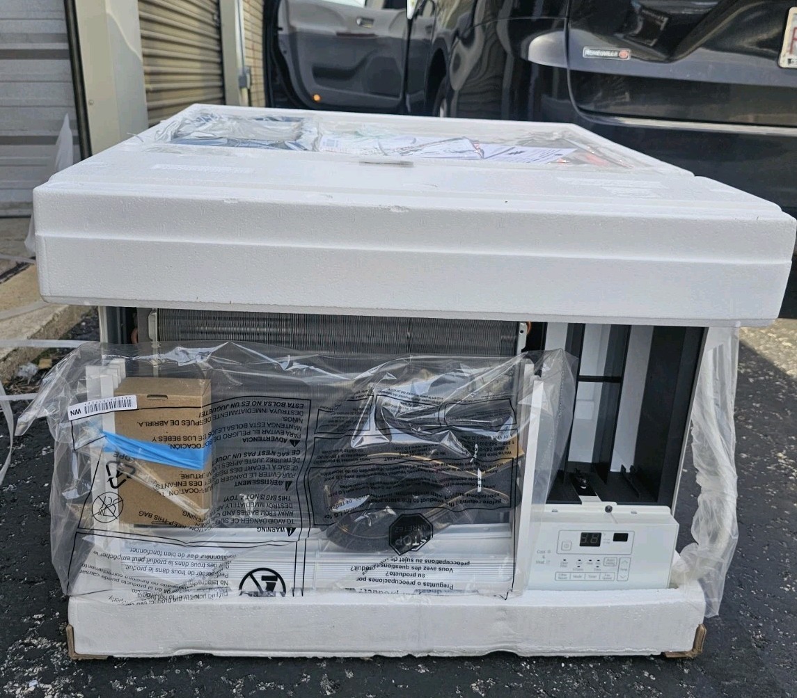 LG New 18,000 BTU 1000 sq ft Window Air Conditioner with 12,000 BTU Heat, White,