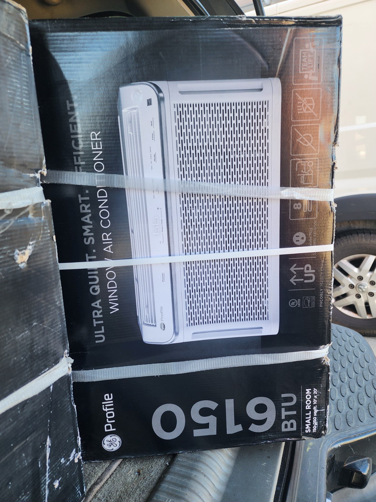 Window Air Conditioner Energy Star  GE PHC06LY 6150 BTU 115V