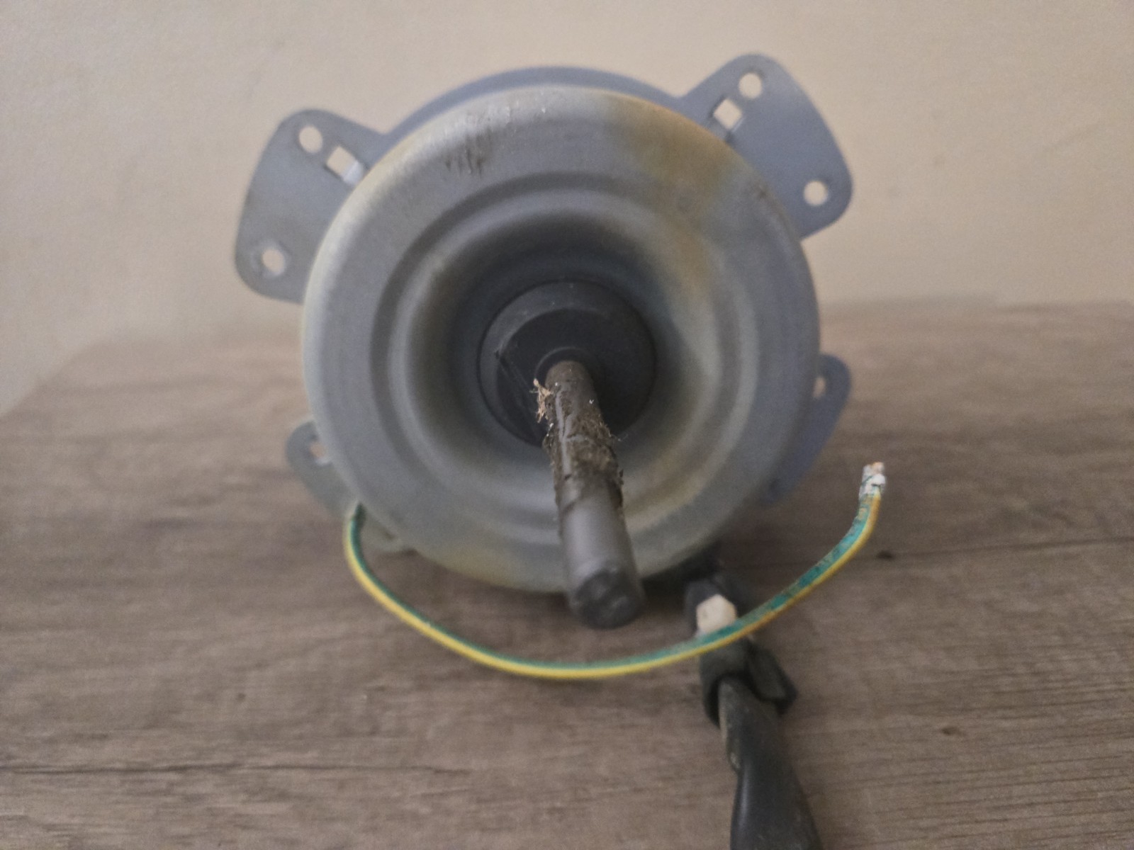 YKTS-20-6-2 Air Conditioner Fan Motor – Removed from LG LW5023 Window AC