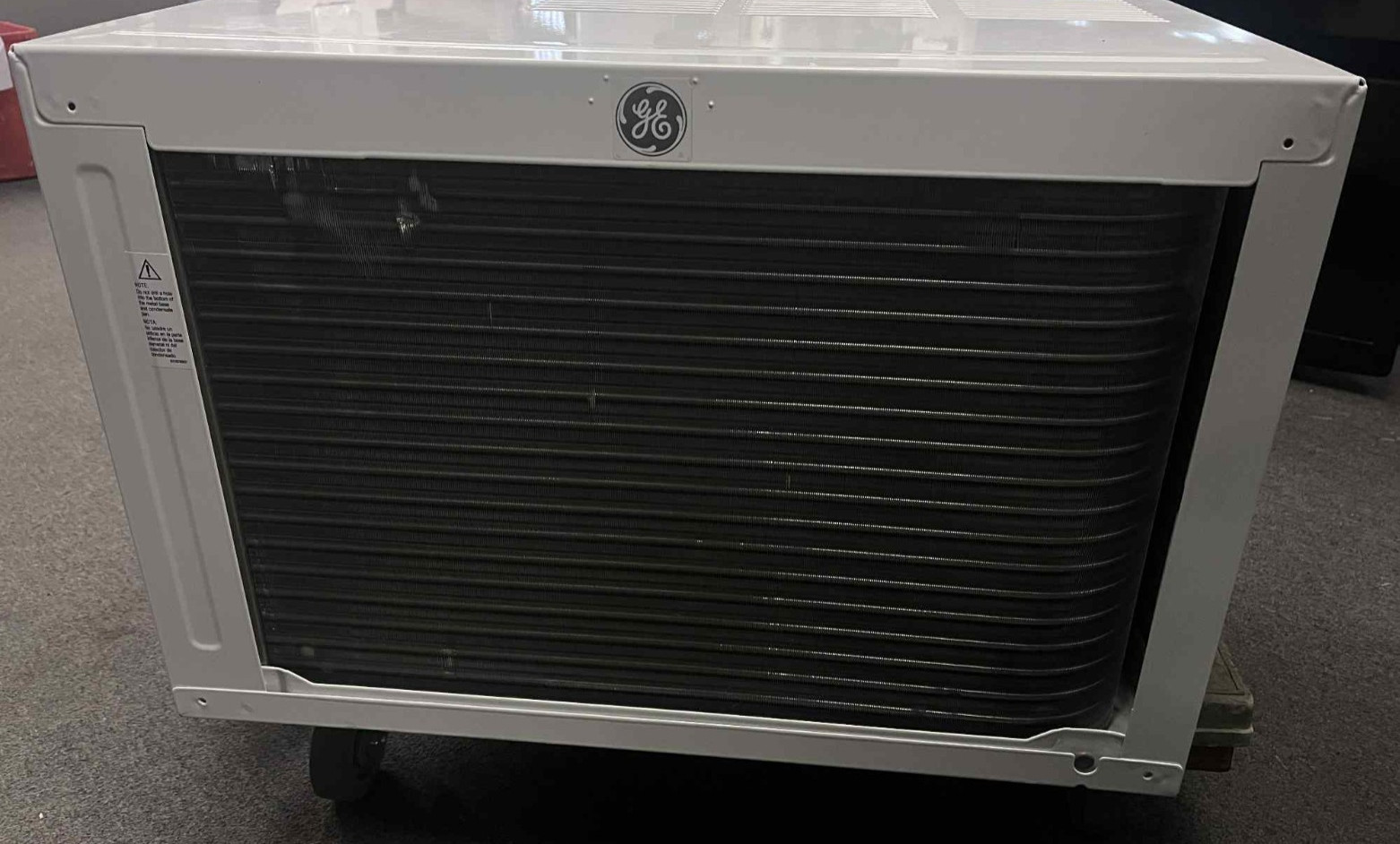 GE Extra Large Room Window Air Conditioner ( 240-Volt , 18600-BTU )