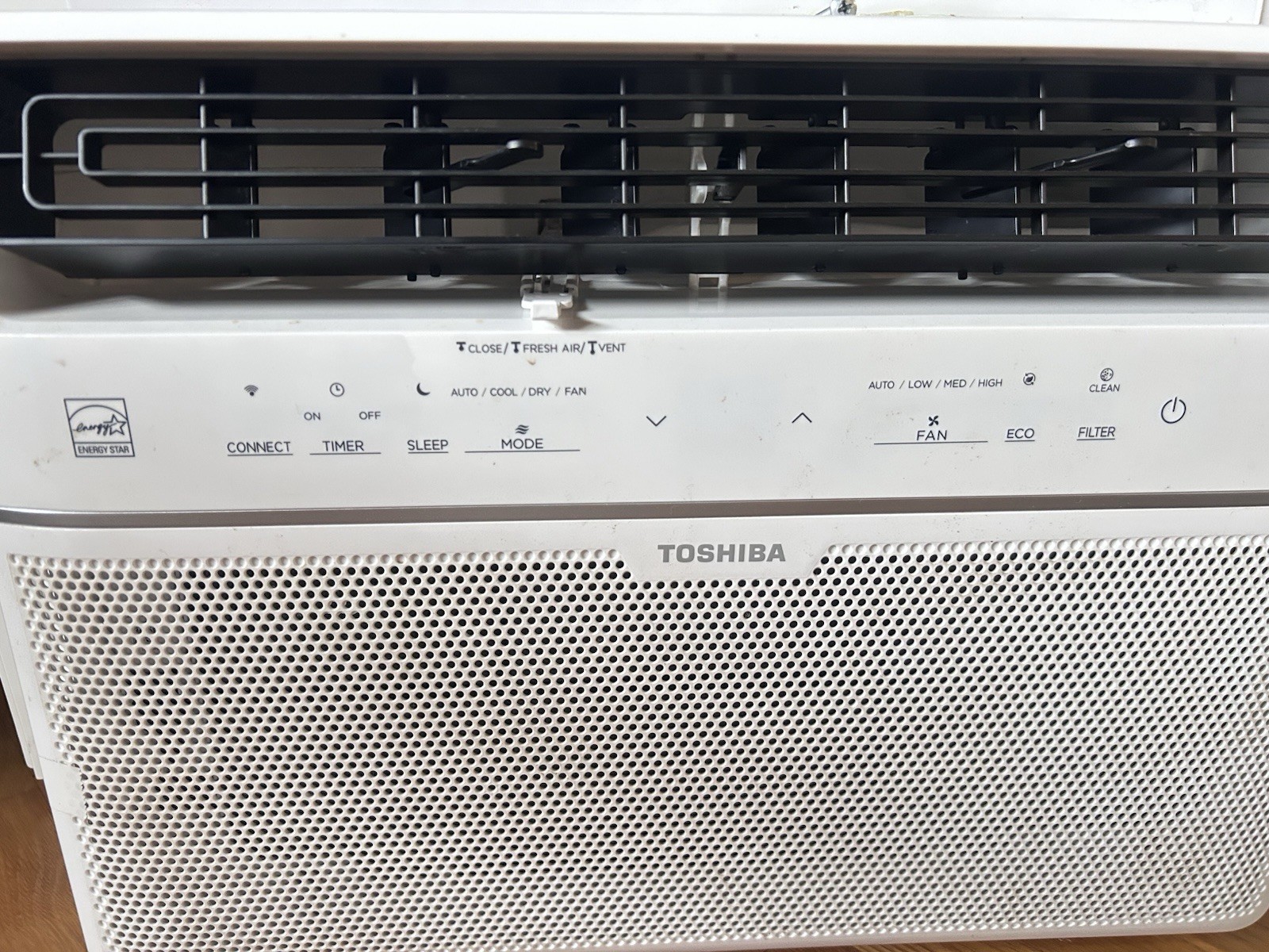 Toshiba 115 Volt Touch Control Window Room Air Conditioner 15,000 BTU