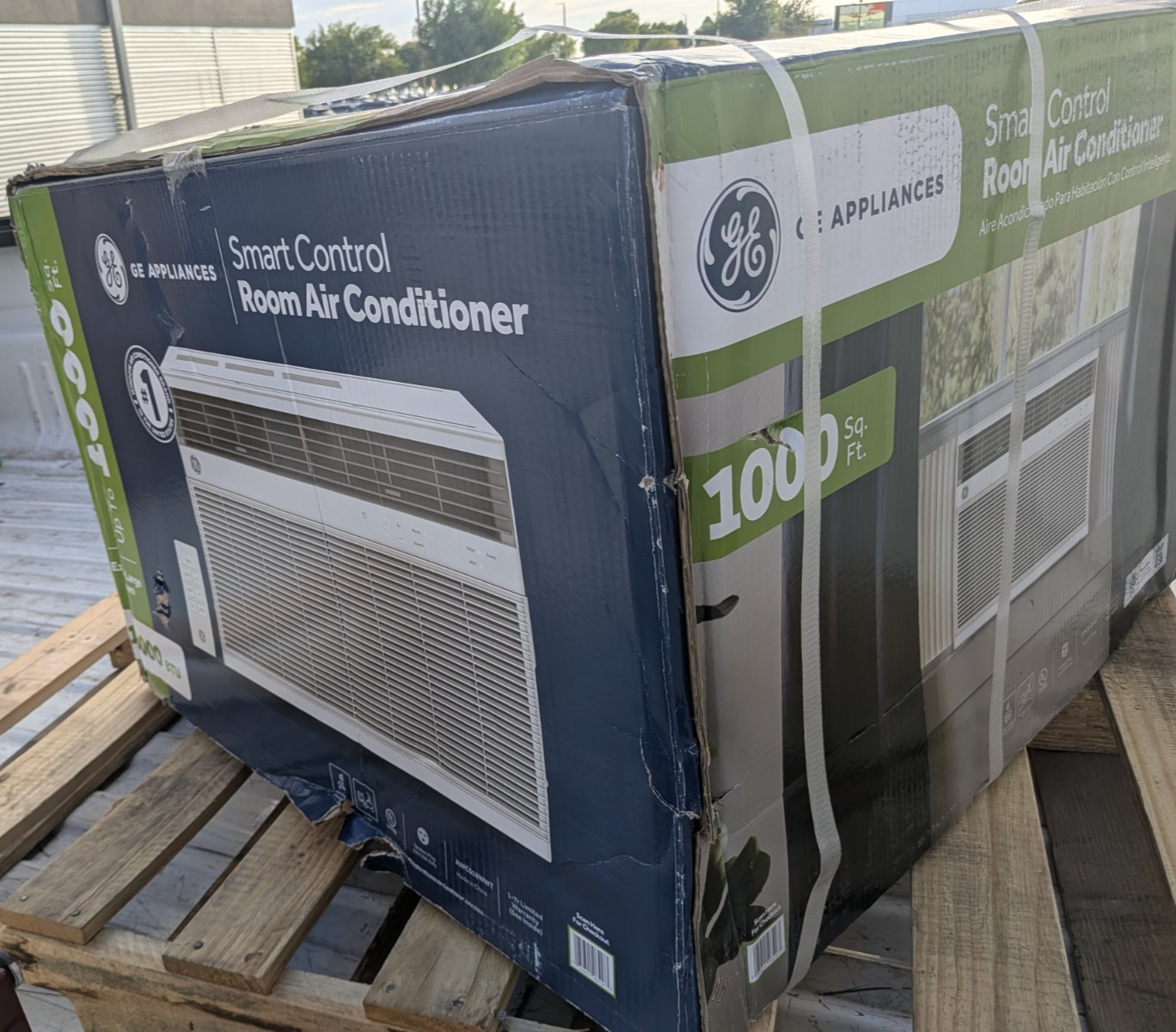 GE AHTK10AA 18,000 BTU Smart Window Air Conditioner – 230V – Local Pickup