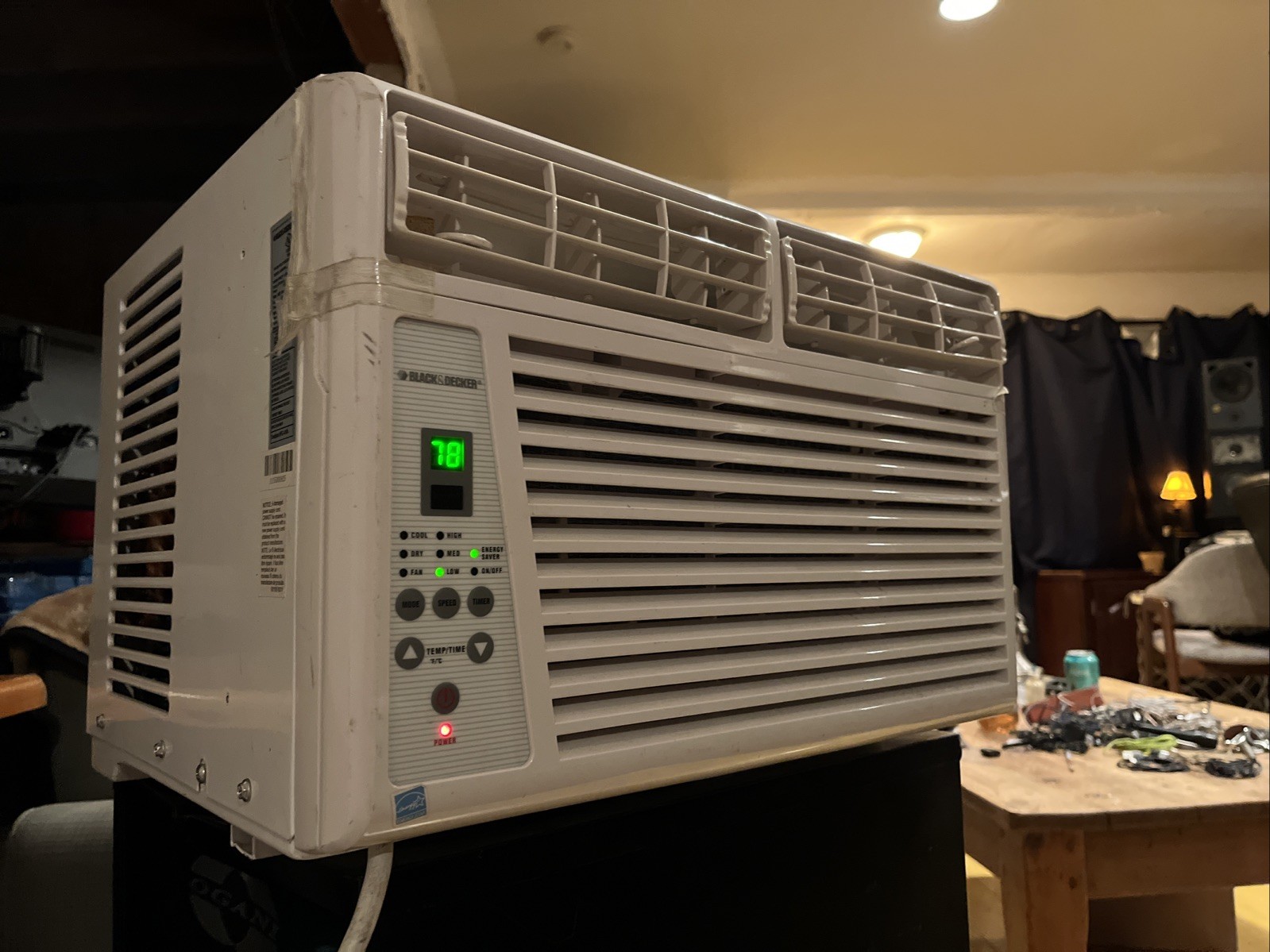 Black & Decker 6000 BTU Window Air Conditioner with Remote Control – Barely used