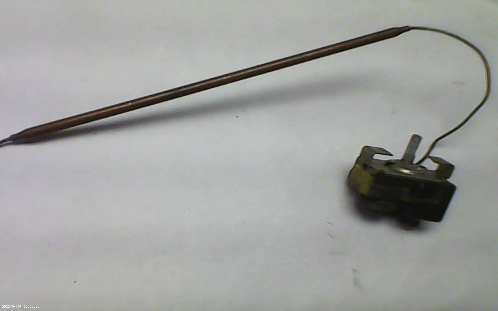 Air conditioner thermostat c6460402