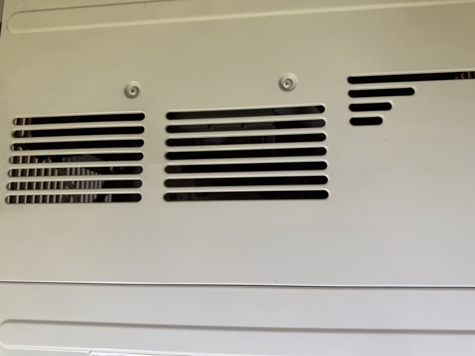 GE Profile Clearview 350 Window AC 8,300 BTU, 350 SQ Ft Air Conditioner WiFi