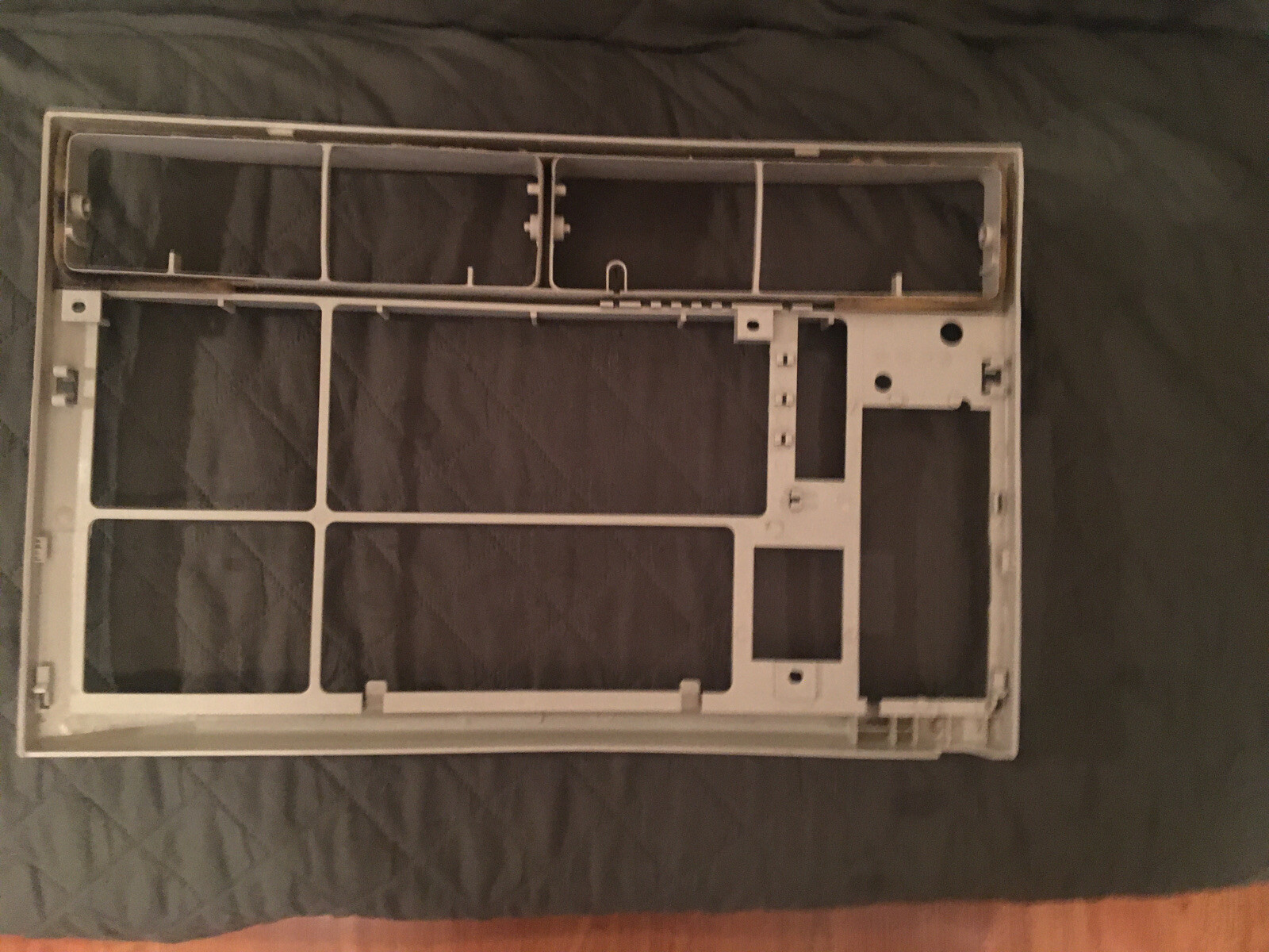 Frigidaire FRA062AT7 Front Panel Frame Size 473×298