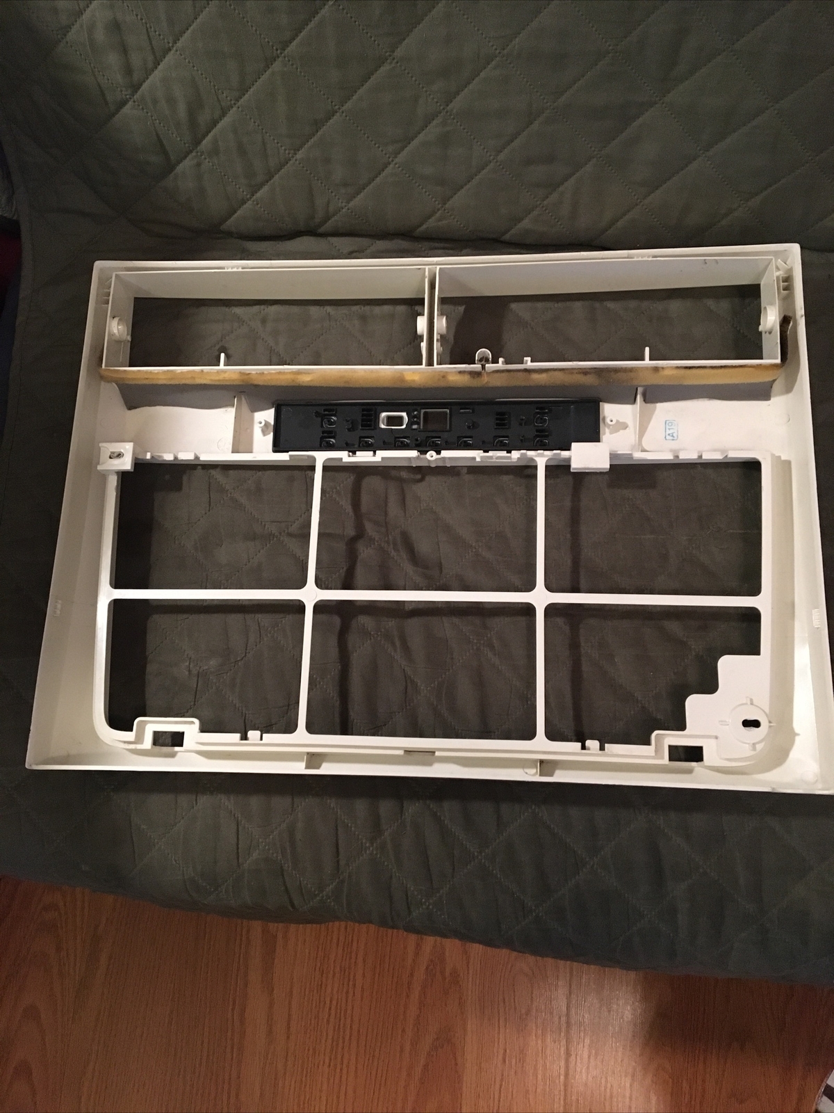 Frigidaire model : FFRE1033S1 Front Panel Frame 345x481mm ( no control board )