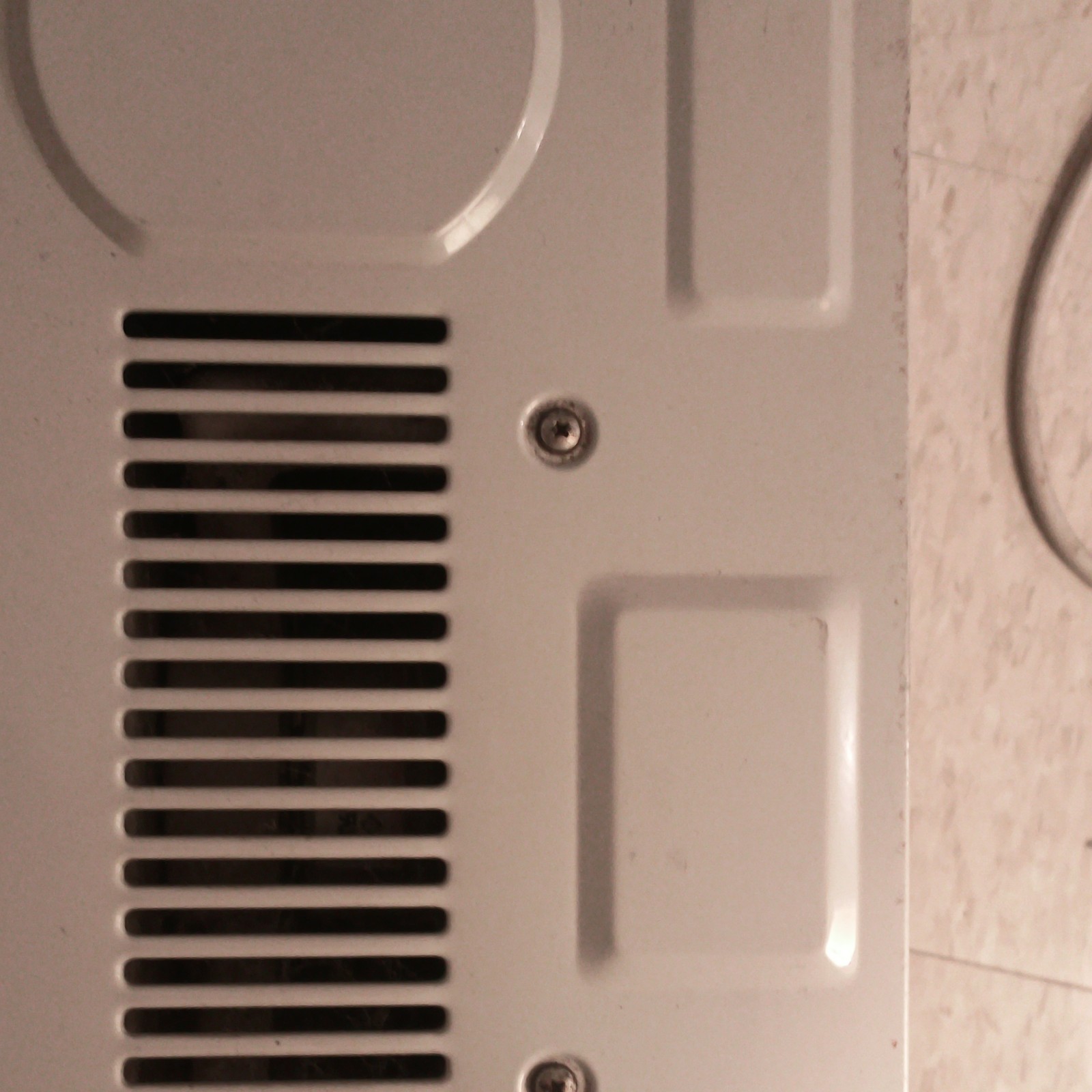GE AET05LCW1 5050 BTU 115V Window AC White Mechanical Dial Fan Only 2-Speed