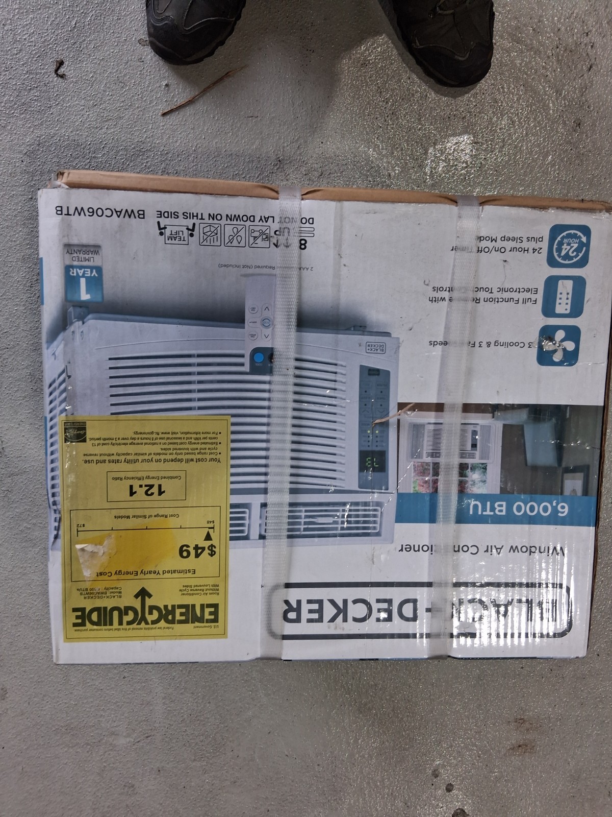 Black & Decker 6000 BTU Window Air Conditioner with Remote Control – Barely used