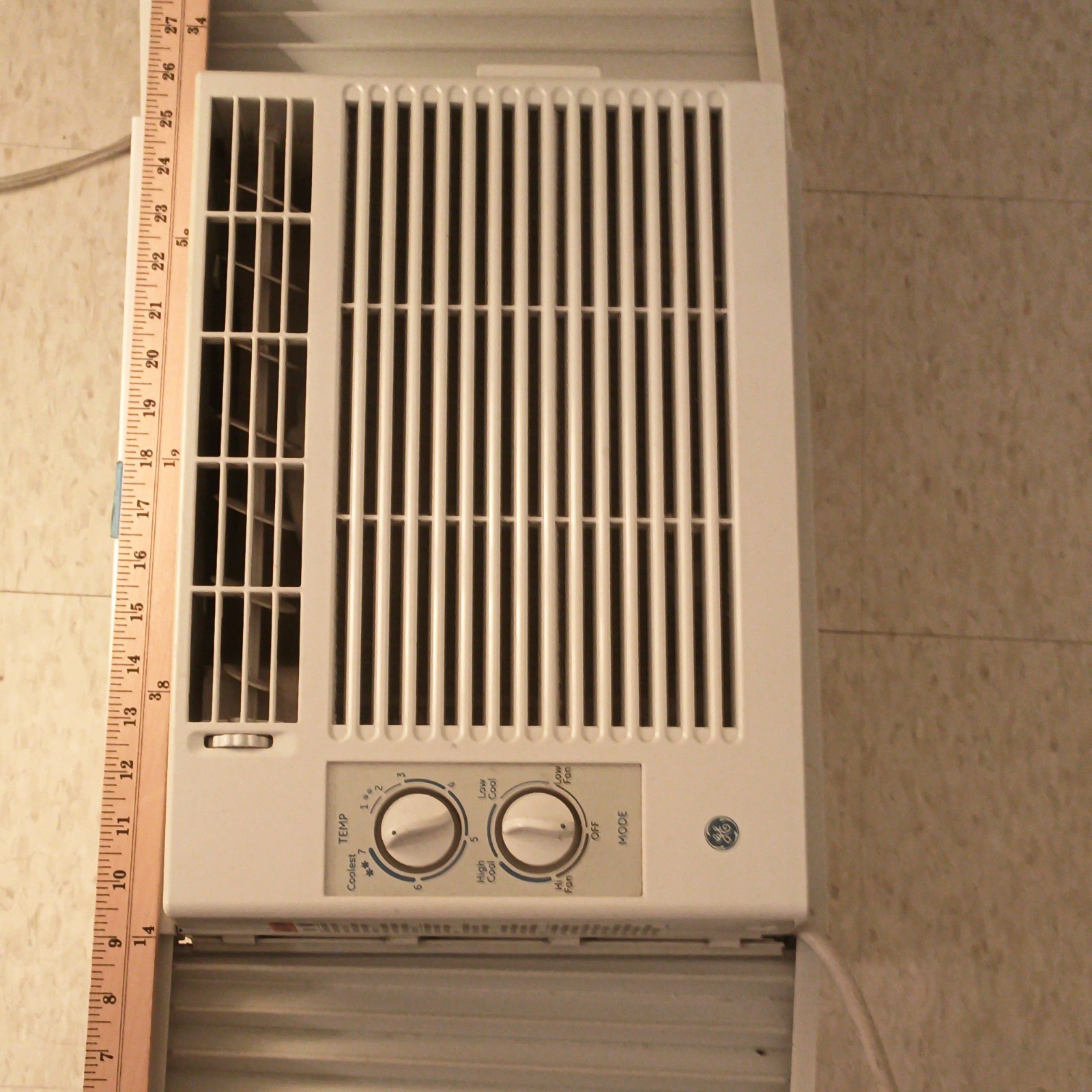 GE AET05LCW1 5050 BTU 115V Window AC White Mechanical Dial Fan Only 2-Speed