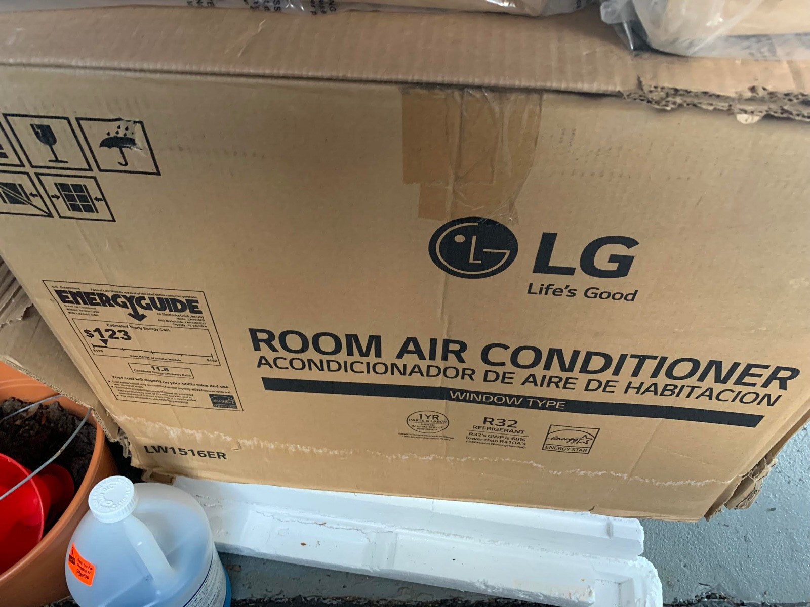 LG 15,000 BTU Window Air Conditioner with Remote Control & Energy Star NEW