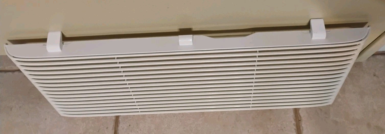 Frigidaire Electrolux Air Conditioner FFRE123WA1 Front Panel BN-COMPG17-MB-1