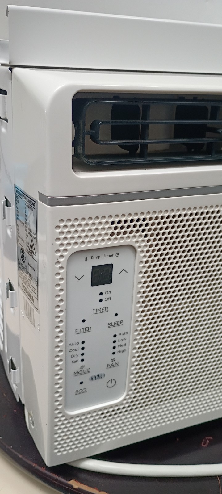 Toshiba 6,000 BTU 115V Window Air Conditioner 250 sq ft w/ Remote RAC-WK0612CRRU