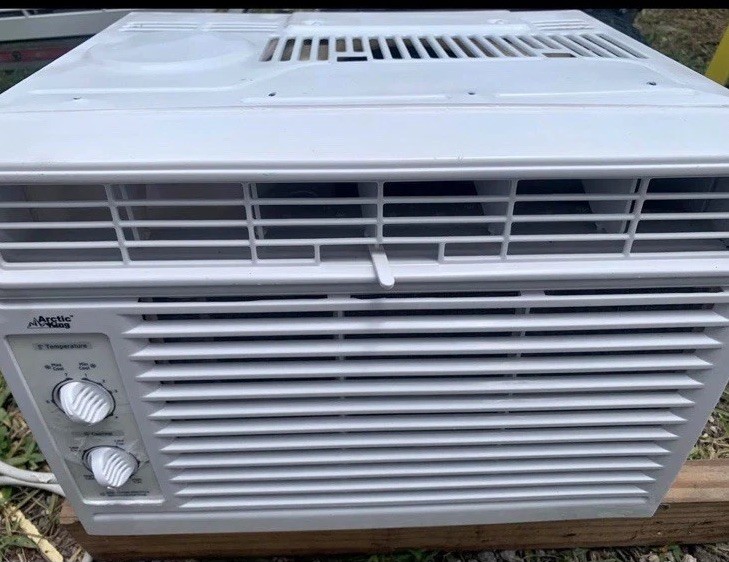 Continental Electric 5000 BTU Window Air Conditioner Manual