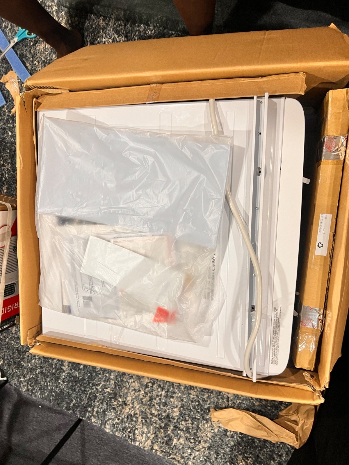 Brand New White Frigidaire Air Conditioner 24000 BTU