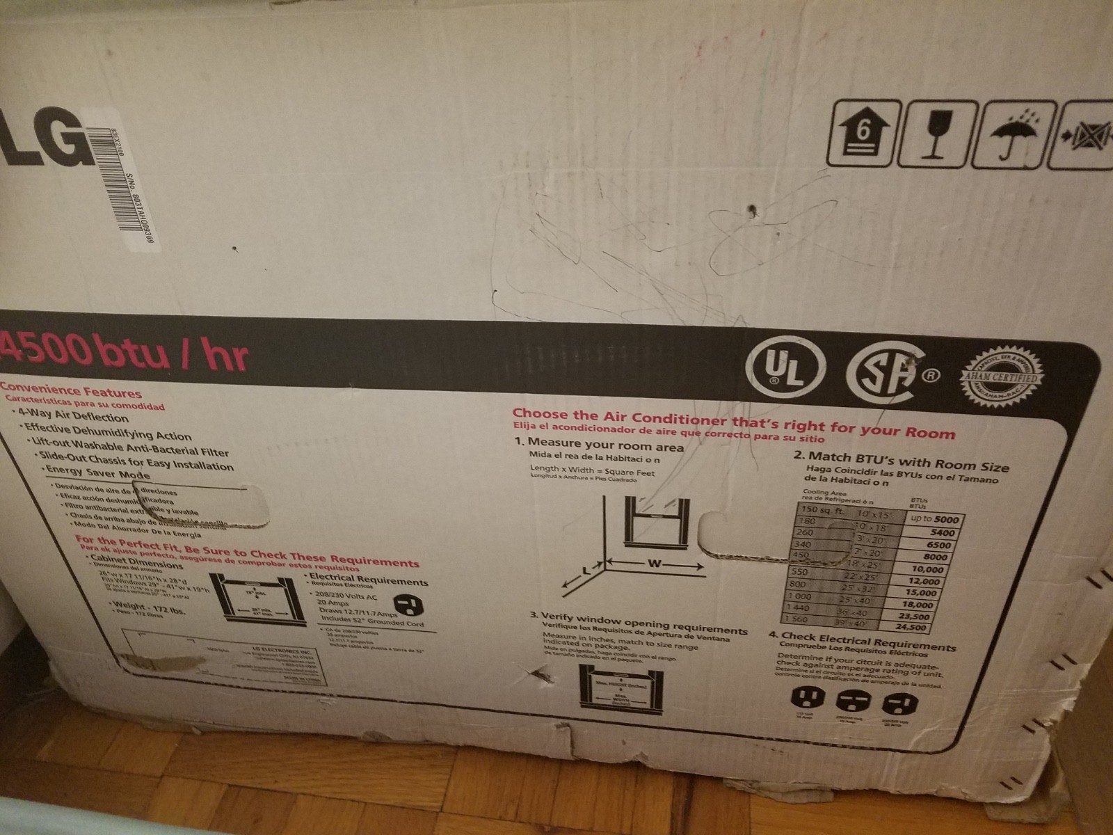 AC / LG 24500 btu, White, Excellent Condition, slightly used.