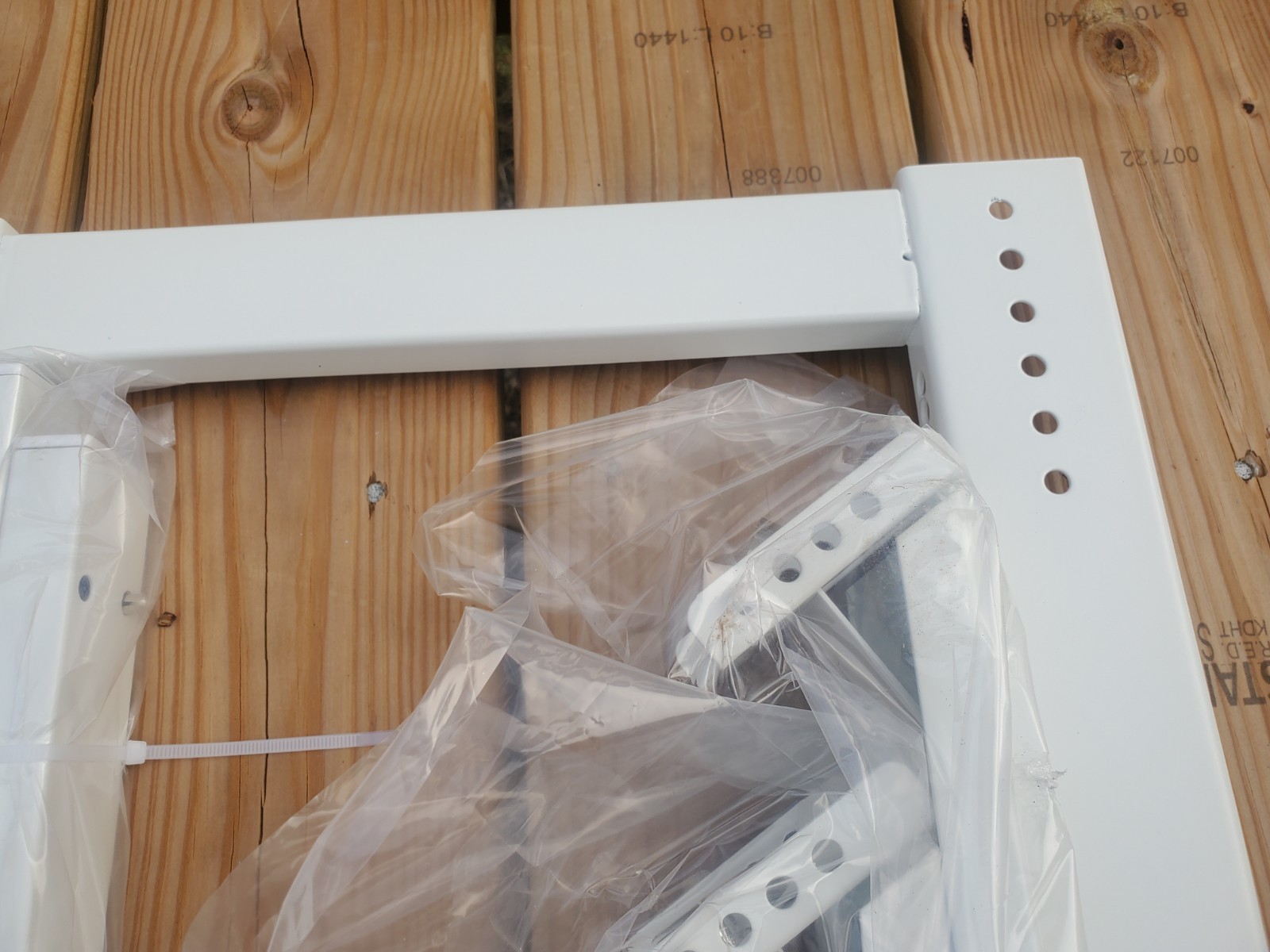 Heavy Duty Steel Air Conditioner Support Bracket AC Holds up to 200 lb No tools